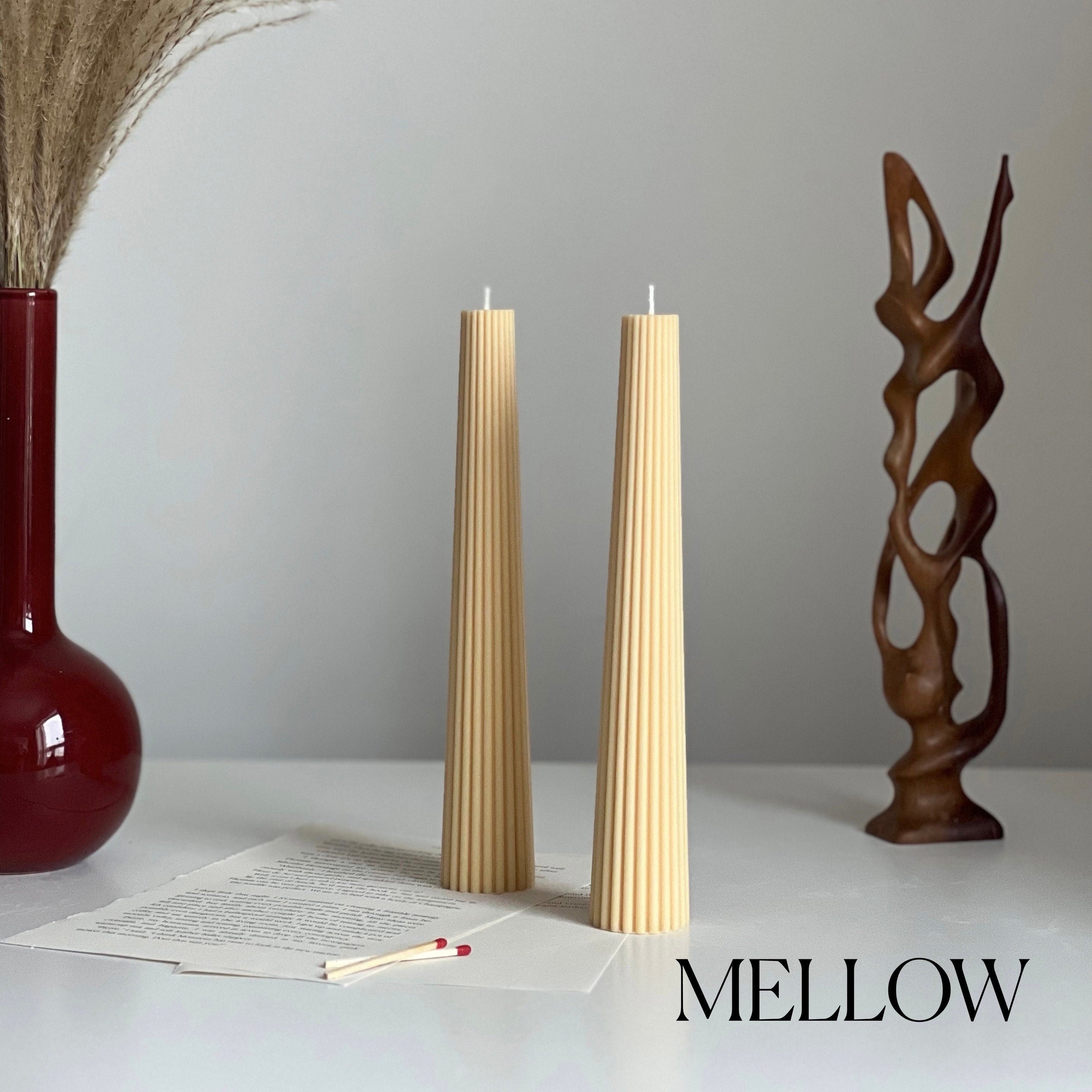 Greko Column Ribbed Candle-4